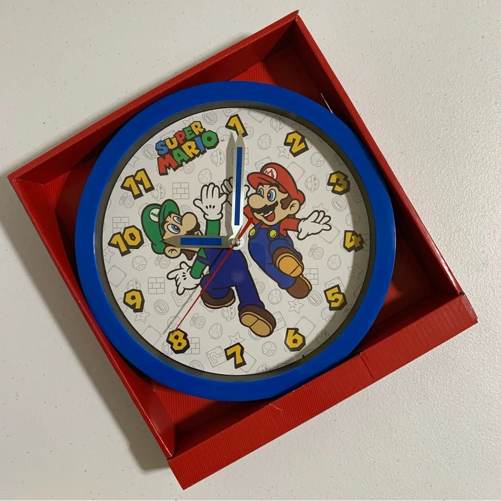 Nintendo Super Mario Bros. Luigi & Mario Analog Wall Clock-NIB